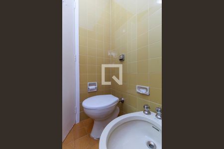 Apartamento à venda com 180m², 3 quartos e 1 vagaSuíte - Banheiro