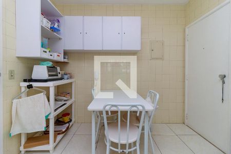 Apartamento à venda com 180m², 3 quartos e 1 vagaCozinha