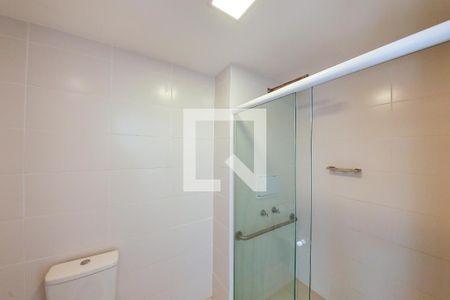 Banheiro de apartamento para alugar com 1 quarto, 28m² em Jardim Independência (são Paulo), São Paulo