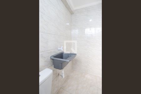 Casa de condomínio para alugar com 30m², 1 quarto e sem vaga Casa de condomínio para alugar com 30m², 1 quarto e sem vagaBanheiro