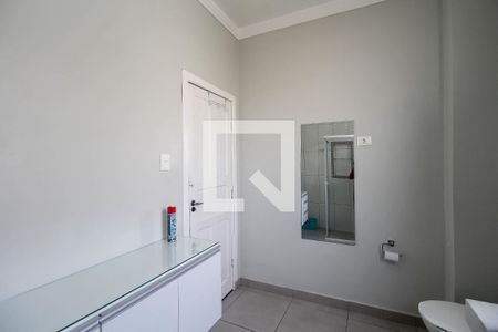 Apartamento para alugar com 76m², 2 quartos e sem vagaBanheiro
