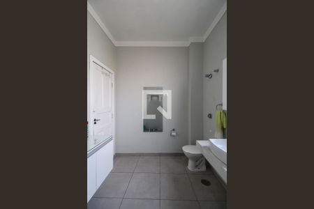 Apartamento para alugar com 76m², 2 quartos e sem vagaBanheiro