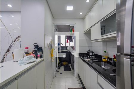 Apartamento à venda com 64m², 3 quartos e 1 vaga Apartamento à venda com 64m², 3 quartos e 1 vagaCozinha e Área de Serviço