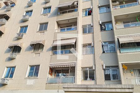 Apartamento à venda com 80m², 2 quartos e 1 vaga Apartamento à venda com 80m², 2 quartos e 1 vagaplaquinha