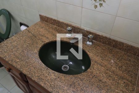 Casa de condomínio para alugar com 78m², 2 quartos e sem vagaBanheiro