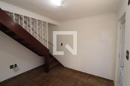 Sala de TV de casa de condomínio para alugar com 2 quartos, 78m² em Vila Carrão, São Paulo