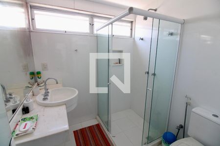 Apartamento à venda com 193m², 3 quartos e 2 vagasBanheiro da Suíte 1