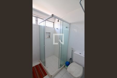 Apartamento à venda com 193m², 3 quartos e 2 vagasBanheiro da Suíte 1