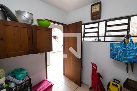 Casa à venda com 189m², 3 quartos e 3 vagasQuarto Lavanderia