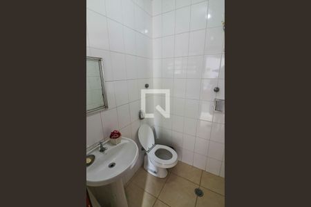 Casa à venda com 189m², 3 quartos e 3 vagasBanheiro Lavanderia