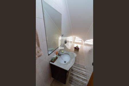 Lavabo de casa à venda com 3 quartos, 189m² em Jardim Ivana, São Paulo