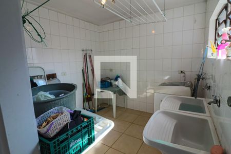 Casa à venda com 189m², 3 quartos e 3 vagasLavanderia