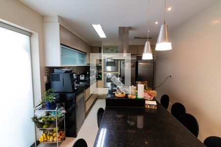 Casa à venda com 189m², 3 quartos e 3 vagasCozinha