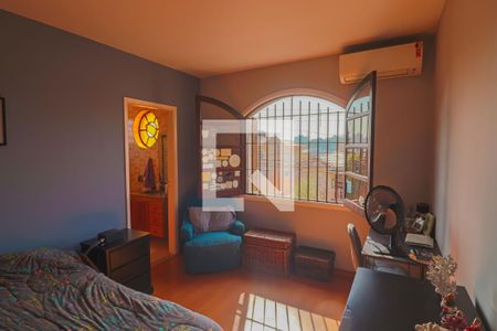 Casa à venda com 189m², 3 quartos e 3 vagasSuite 3