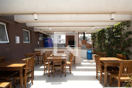Apartamento para alugar com 53m², 2 quartos e 1 vaga Apartamento para alugar com 53m², 2 quartos e 1 vagaÁrea comum - Churrasqueira