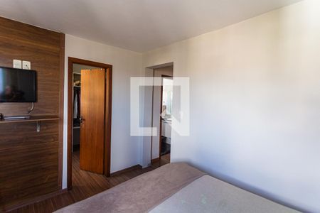 Apartamento à venda com 200m², 3 quartos e 4 vagas Apartamento à venda com 200m², 3 quartos e 4 vagasSuíte 1