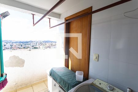 Apartamento à venda com 200m², 3 quartos e 4 vagas Apartamento à venda com 200m², 3 quartos e 4 vagasÁrea de Serviço