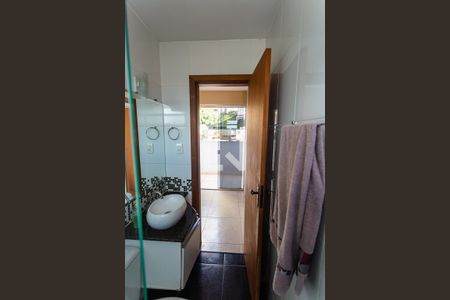 Apartamento à venda com 200m², 3 quartos e 4 vagas Apartamento à venda com 200m², 3 quartos e 4 vagasBanheiro Social