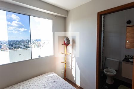 Apartamento à venda com 200m², 3 quartos e 4 vagas Apartamento à venda com 200m², 3 quartos e 4 vagasSuíte 2