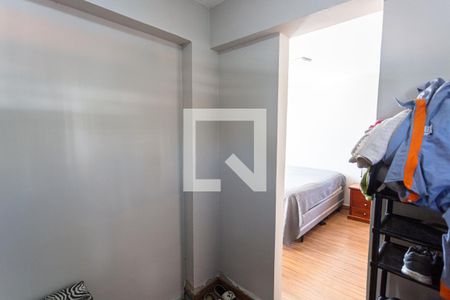 Apartamento à venda com 200m², 3 quartos e 4 vagas Apartamento à venda com 200m², 3 quartos e 4 vagasCloset da Quarto 3
