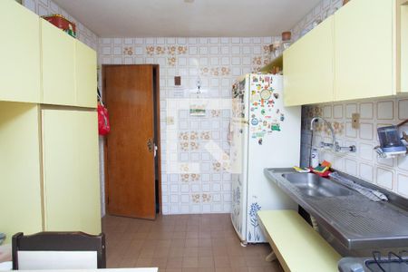 Apartamento à venda com 68m², 2 quartos e 1 vagaCozinha