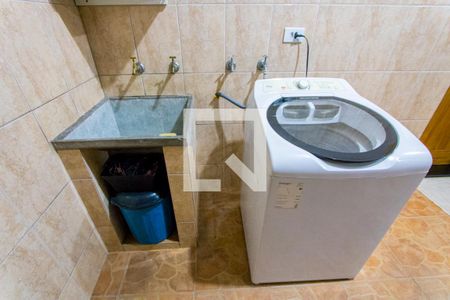 Casa à venda com 293m², 3 quartos e 3 vagas Casa à venda com 293m², 3 quartos e 3 vagasÁrea de serviço/Espaço gourmet