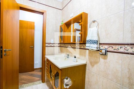 Casa à venda com 293m², 3 quartos e 3 vagas Casa à venda com 293m², 3 quartos e 3 vagasBanheiro do quarto 3