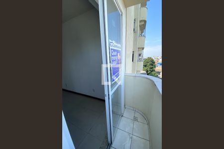 Apartamento para alugar com 70m², 2 quartos e 2 vagasPlaquinha