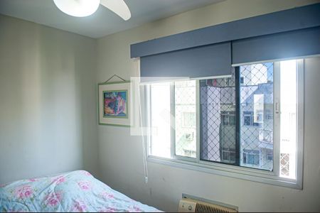 Apartamento à venda com 160m², 4 quartos e 2 vagasquarto 2