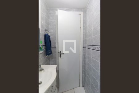 Lavabo de casa de condomínio para alugar com 4 quartos, 260m² em Boqueirão, Curitiba