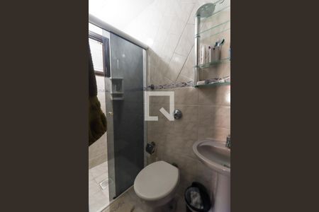 Casa de condomínio para alugar com 260m², 4 quartos e 2 vagasBanheiro Social 1