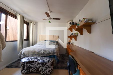 Casa de condomínio para alugar com 260m², 4 quartos e 2 vagasQuarto 3 Suíte