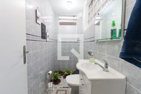 Lavabo de casa de condomínio para alugar com 4 quartos, 260m² em Boqueirão, Curitiba