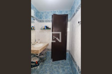 Casa de condomínio para alugar com 260m², 4 quartos e 2 vagasBanheiro da Suíte