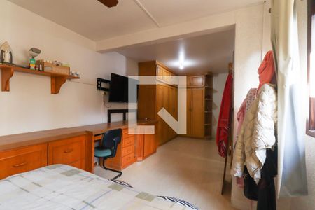 Casa de condomínio para alugar com 260m², 4 quartos e 2 vagasQuarto 3 Suíte