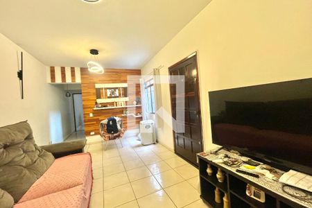 Sala de casa à venda com 4 quartos, 400m² em Vila Campestre, São Paulo