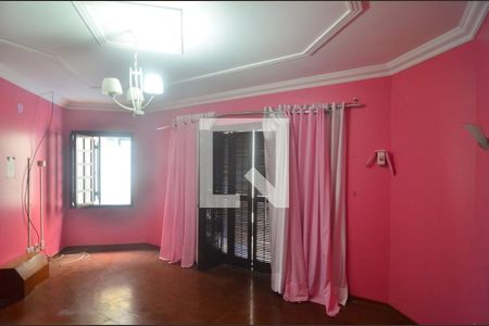 Casa à venda com 110m², 4 quartos e 3 vagasSuíte