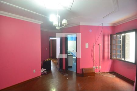 Casa à venda com 110m², 4 quartos e 3 vagasSuíte