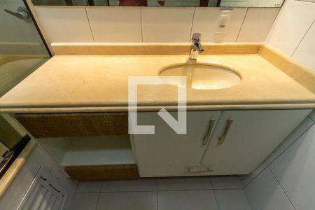 Apartamento à venda com 220m², 4 quartos e 4 vagasBanheiro da Suíte 3