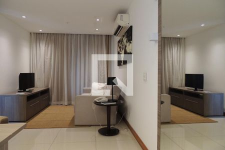 Sala de apartamento para alugar com 1 quarto, 36m² em Jacarepaguá, Rio de Janeiro