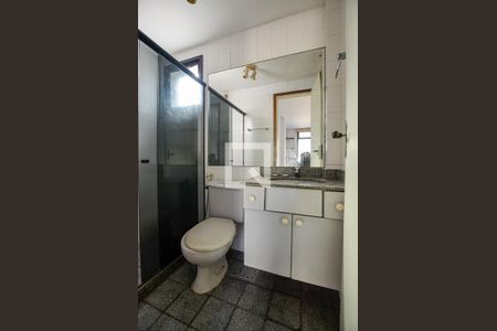 Apartamento à venda com 138m², 2 quartos e 2 vagas Apartamento à venda com 138m², 2 quartos e 2 vagasBanheiro