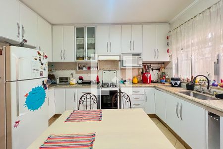 Cozinha de casa à venda com 3 quartos, 272m² em Santa Maria, Santo André