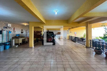 Área comum de casa à venda com 3 quartos, 272m² em Santa Maria, Santo André
