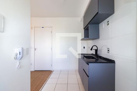 Sala/Cozinha de apartamento para alugar com 2 quartos, 41m² em Parque Arariba, São Paulo