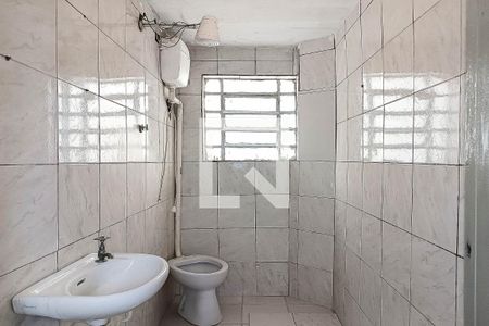 Banheiro de casa para alugar com 1 quarto, 25m² em Tremembé, São Paulo