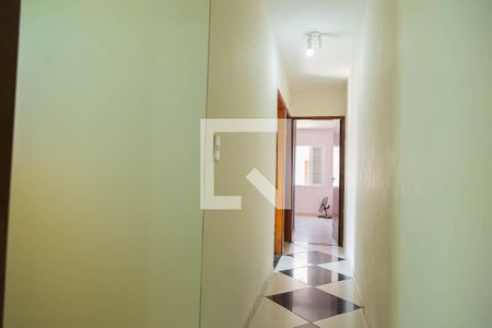 Casa à venda com 200m², 3 quartos e 2 vagasCorredor
