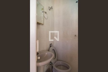 Casa à venda com 200m², 3 quartos e 2 vagasBanheiro do Quarto da Edícula