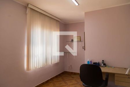 Casa à venda com 200m², 3 quartos e 2 vagasQuarto da Edícula