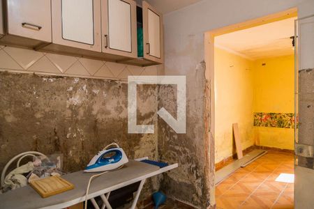 Casa à venda com 200m², 3 quartos e 2 vagasQuarto de Serviço