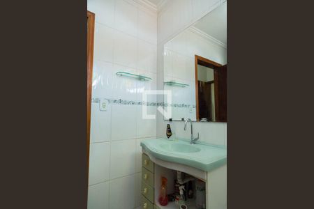 Casa à venda com 200m², 3 quartos e 2 vagasBanheiro da Suíte